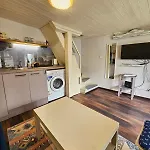 Apartment Biscuit Cosy Mini House In Old Town