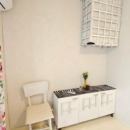 Biscuit Cosy Mini House In Old Town * Veliko Tarnovo