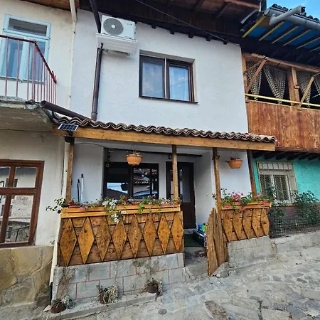 Biscuit Cosy Mini House In Old Town Apartamento *