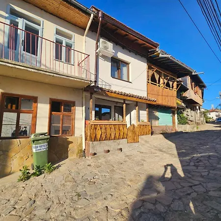 Biscuit Cosy Mini House In Old Town