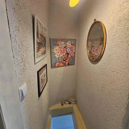 Apartment Biscuit Cosy Mini House In Old Town *