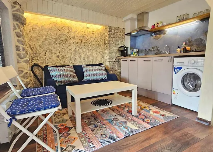 Biscuit Cosy Mini House In Old Town