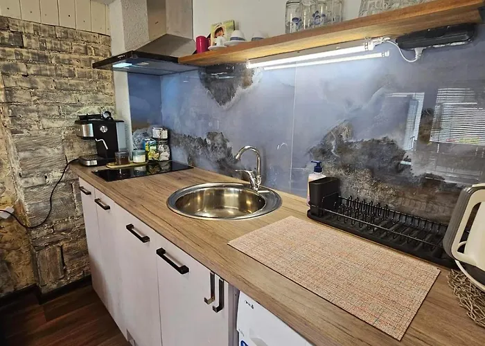 Biscuit Cosy Mini House In Old Town * Veliko Tarnovo